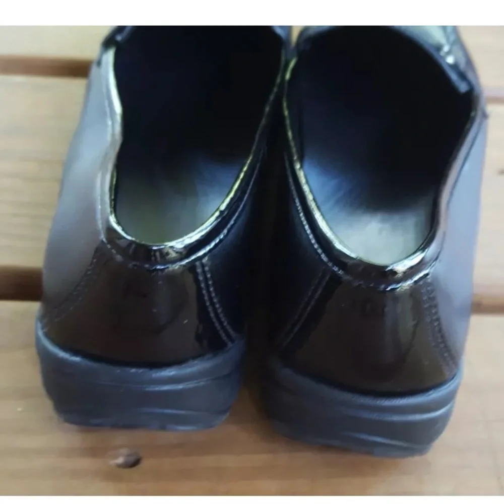 LL Bean Mocs Loafers Shoes Slip Ons Black Patent